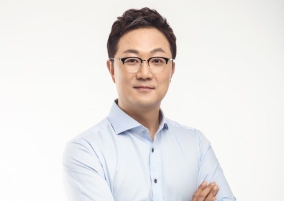'동물농장 아저씨' 성우 안지환, 건강상 이유로 활동 중단
