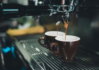 "커피에 소금을 타서 드신다고요?"…유행 확산 조짐에 '절대 안 돼' 말 나온 까닭