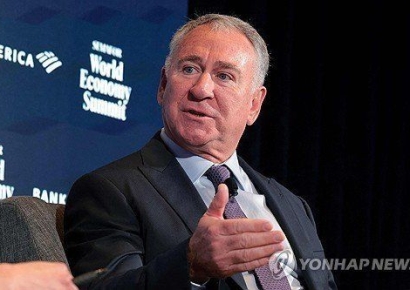 켄 그리핀 "호르무즈 봉쇄 유지되면 세계 경제 불황 불가피"