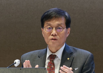 이창용 "한은 총재로서 말씀드려, 대미투자 외환시장 위협 줄 만큼 지급할 생각 없다"(종합)