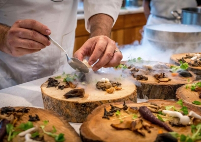"노쇼 속지도 말고 하지도 말고"…오마카세·김밥 100줄 위약금 10%→40% 상향