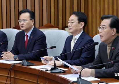 [포토] 송언석 "與, 내란재판부 설치법 즉각 철회해야"