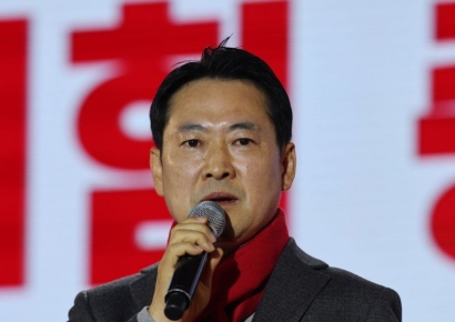 장동혁 "계엄·탄핵 결과 책임져야…이제 변해야 할 시점"