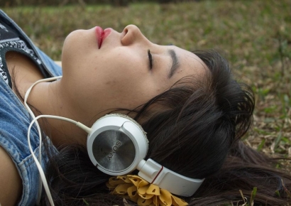 "밤에 '이것' 하지 마세요"…치매 유발하는 뜻밖의 습관