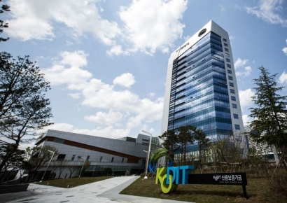 신보 노조, '관료 출신' 강승준 이사장 "출근저지 돌입"