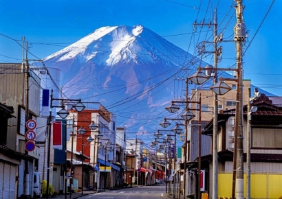 "그렇게 많았는데…중국인 한명도 안보여" 中서 일본행 항공편 2000건 '무더기 취소'