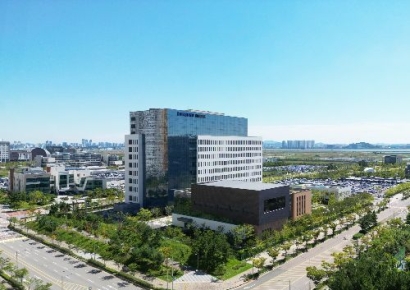 연봉의 절반이 보너스로 나온다…사상 최대 실적 낸 삼성바이오로직스