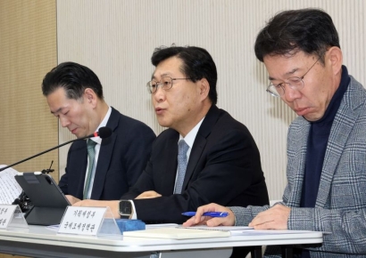 "국장 복귀 서학개미에 양도세 감면"…당국, 리쇼어링 자본에 稅혜택