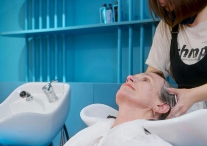 "한국 여행 왔다가 푹 빠졌어요" 새 '필수코스' 뜨는 'K두피케어' 