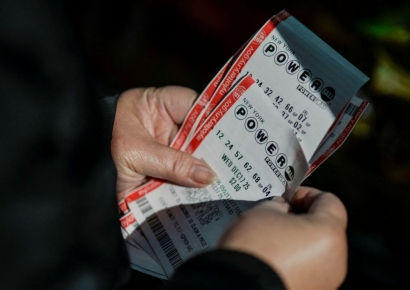 '2.6조원' 역대급 복권 당첨자 탄생…美 크리스마스 '기적'