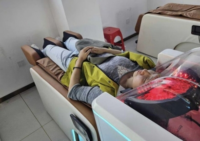 로봇이 머리 감겨주고 목욕 시켜주고…일상 스며든 로봇들