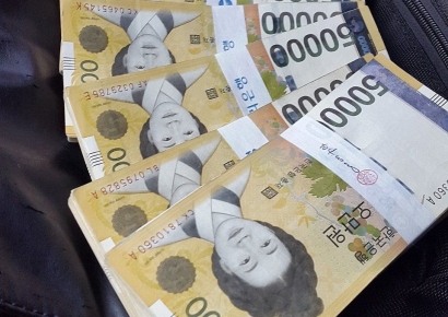 "남자들은 원래 다 이래"…월급 적다던 남편, 3년 동안 성과급 숨겼다