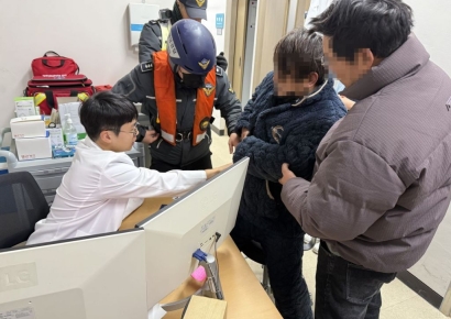 풍랑주의보 속 중국어선 선장 응급이송…목포해경, 국적 불문 구조