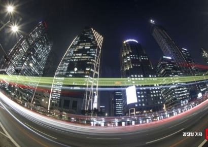 [포토] 2026 대한민국 대도약을 향해 '웃음의 빛' 밝힌 여의대로