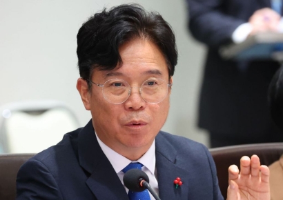 돌봄 공백 대응…'年1회 단기 육아휴직' 제도 신설