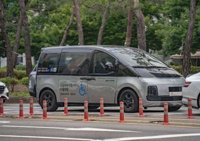 "올해 보조금 82% 늘어" 전기 승합차 시장 뜬다…스타리아 EV 출격 준비