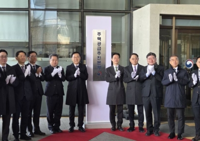 김윤덕 장관 "국민이 원하는 주택 신속·안정적으로 공급"