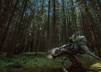 1000만 영화 사라진 극장…나홍진 500억 '반격의 여름' 쓸까
