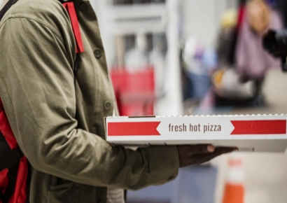 새벽 2시에 쏟아진 "주문" "주문"…마두로 체포, 피자집은 알고 있었다?