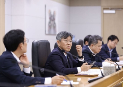 "주택공급 후속조치, 속도 내야" 국토차관, 점검회의 주재