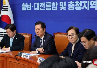 정청래 "尹, 사형 구형이 너무 자연스러워…이혜훈 논란, 대통령 인사권 존중돼야"