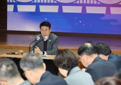 새해 행정 키워드는 ‘시민’… 포항시 새해 첫 확대간부회의, 위민충정 다시 꺼내 들다