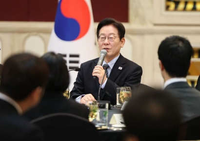 이 대통령 "한중, 배척·대립 불필요…공급망 등 진지한 대화 이뤄져"