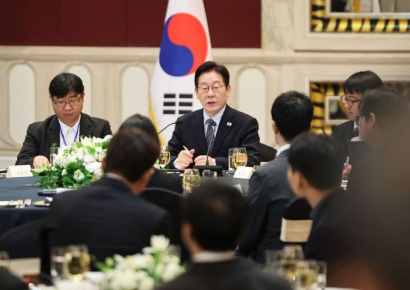 李대통령 "中서해구조물 시설 일부 옮길 것…공동수역 선 긋기로"
