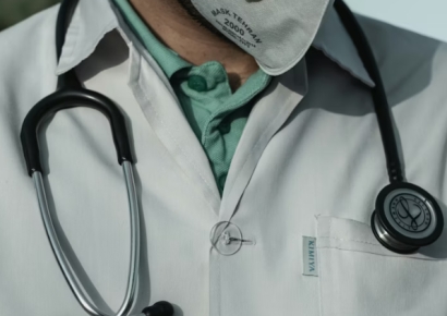 "아파트, 대기 없이 먼저 줄게"…의사 부족에 다급해진 키르기스스탄 '파격 대우'