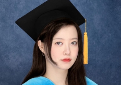 배우 구혜선, 카이스트 석사 조기 졸업…"다음은 박사, 필승!"