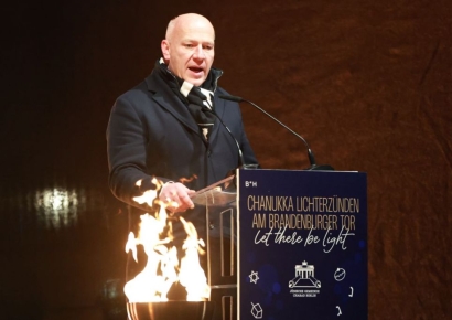 정전에 난리인데 시장 어디갔지?…"연인과 테니스 치고 있대"