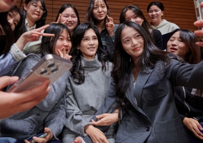 잘못 봤나? 가격표 다시 '확인'…등장할 때마다 화제되는 이부진 '올드머니룩'[럭셔리월드]