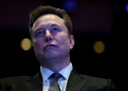 머스크 "의대 가지 마라… 로봇이 3년 내 외과의사 대체"