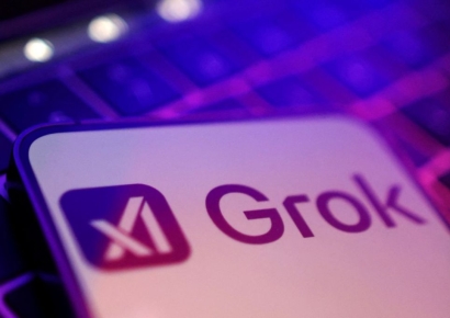 일론 머스크 AI '그록', 성적 딥페이크 논란에 "유료 구독자만 가능"