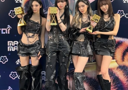 "8시15분에 하필 가사도 '폭발'"…에스파 출연 두고 난데없는 음모론