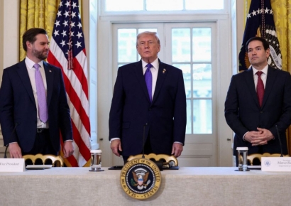 "세계를 손아귀에" 사우디까지 뻗친 트럼프家…14.6兆 고급 휴양지 개발한다