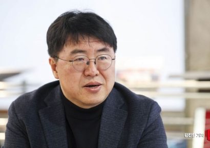 [인터뷰]박정규 교수 "현대차 자율주행, 테슬라 뒤만 바짝 쫓아가도 성공"