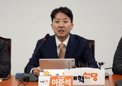 이준석, '99만원 공천' 선거 실험 파장…"나도 출마할래" 청년들 우르르