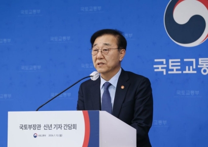 김윤덕 국토장관 "공급대책 후속 이달중 확정…재초환·토허제 세부검토 안해"