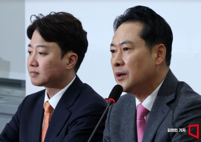 이준석, 해외 일정 앞당겨 21일 귀국…'쌍특검' 장동혁과 공조