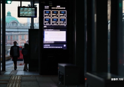 [포토] 적막감 도는 서울 시내버스 정류장
