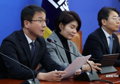 [포토] 한병도 "중수청·공소청법 당정 이견 없어…치열한 토론은 당연"