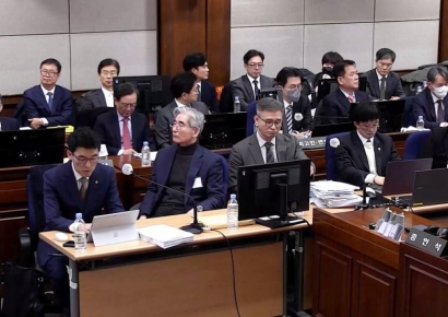 특검, '내란 우두머리' 윤석열에 사형 구형…김용현엔 "尹과 한몸, 무기징역 선고 요청"(종합)