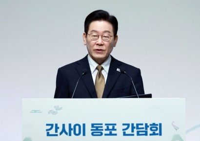 [속보] 李대통령 "불행한 과거로 한일 교류 역사 기억되지 못해 안타깝다"