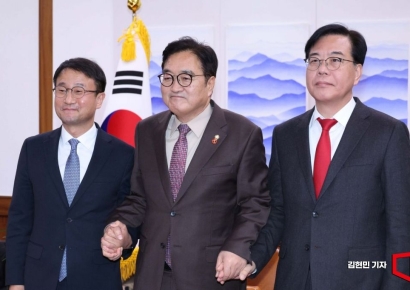 장동혁 단식 요구 '쌍특검', 여야 원내대표 협상 평행