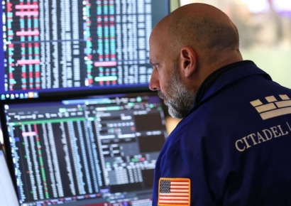 뉴욕증시, 기업 실적 소화하며 하락…금융주·반도체주 동반 약세