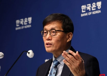 [일문일답]이창용 "韓경제 폭망이어서 환율 올랐다? 비관론 동의 못해"