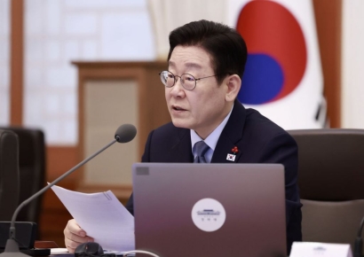 李대통령 "내부 분열하면 외풍에 국익 못 지켜…여야 힘 모아달라"