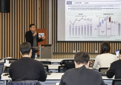 현대차 경영연구원 "시장 경쟁에 관세 압박까지…구조적 복합위기 온다"(종합)