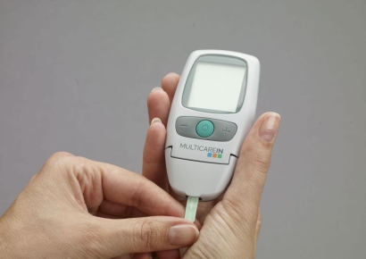 "밥 먹은 뒤 너무 졸려" 혹시 나도?…식후 '혈당 급상승', 치매 위험 69% ↑